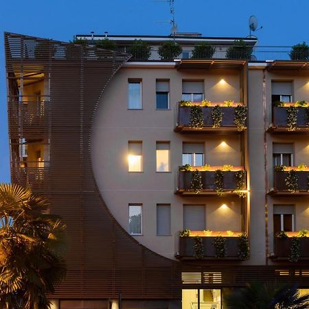 Hotel Meeting Stresa Esterno foto