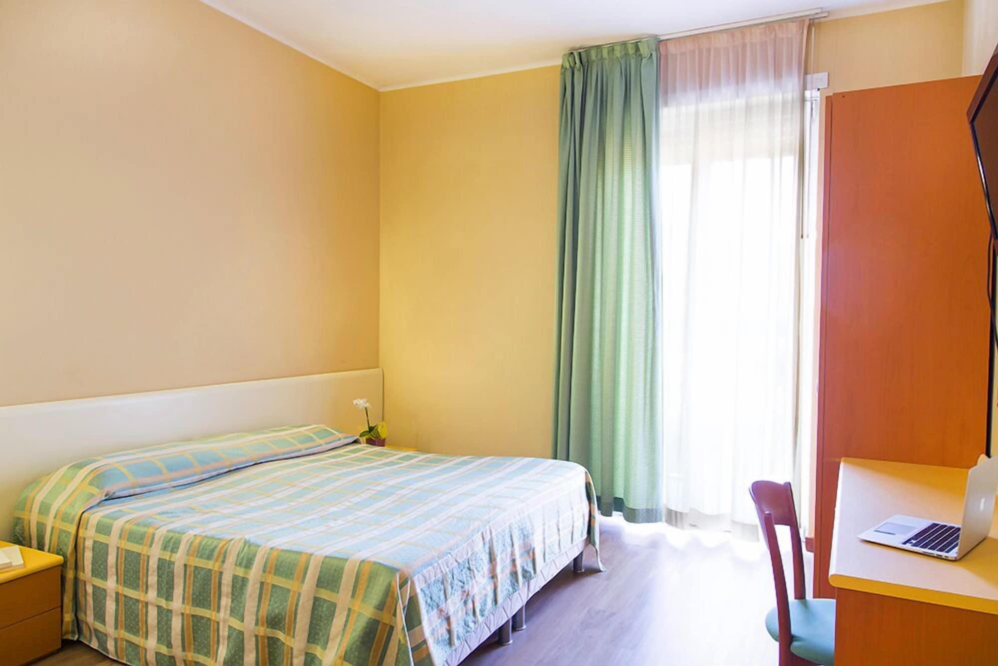 Hotel Meeting Stresa Esterno foto